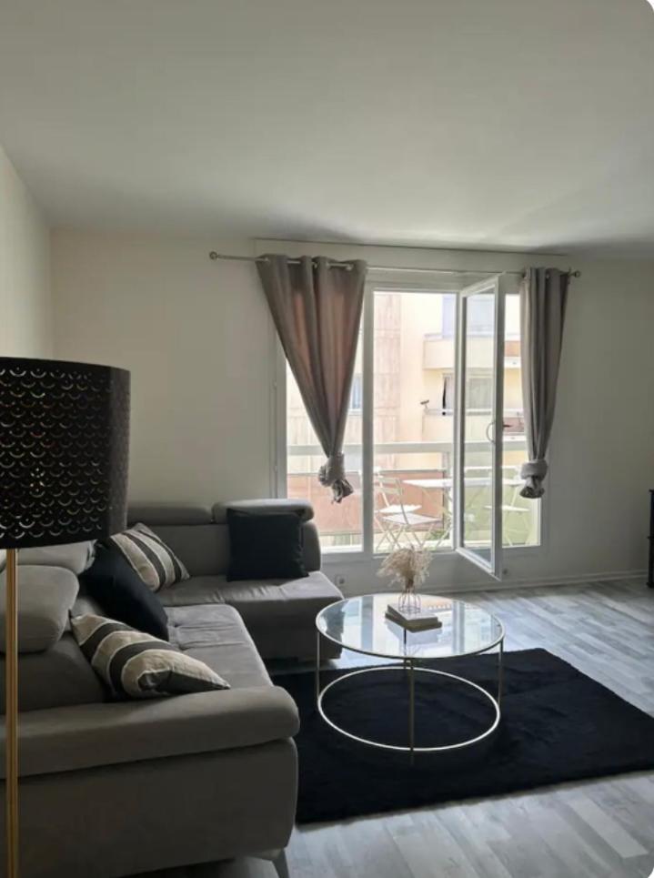 Appartement 85M2 La Defense, Free Parking,Balcony กูร์เบอวัวร์ ภายนอก รูปภาพ